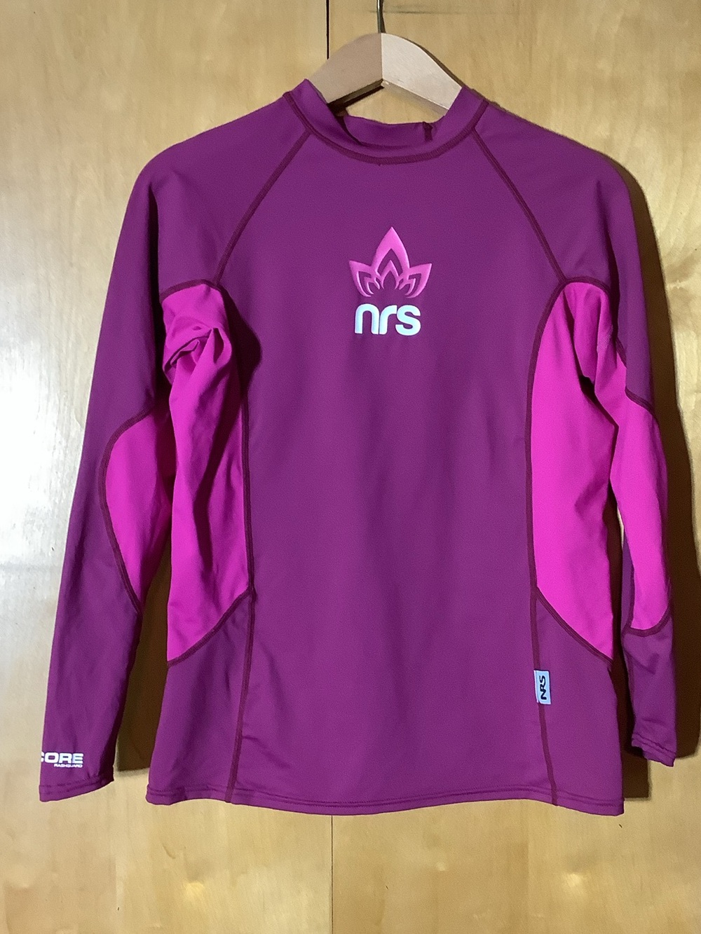 NRS magenta wetsuit top, size XL